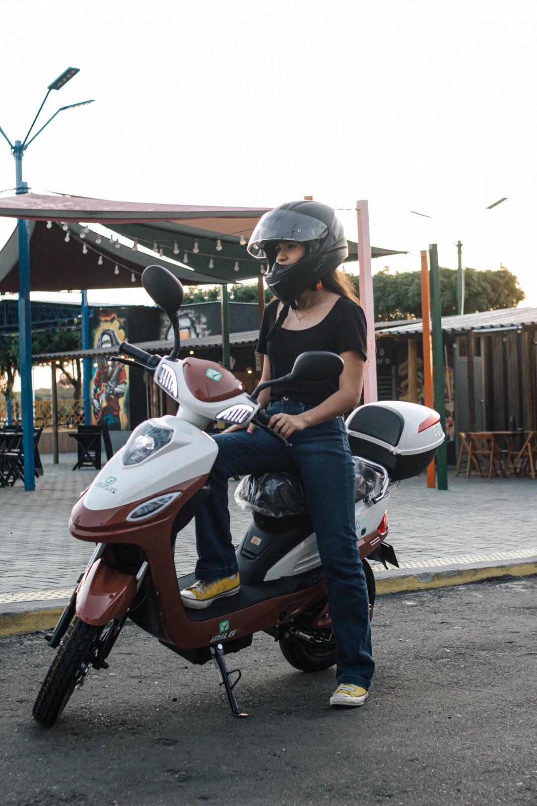 Scooter Elétrica XYH MiLG (Autopropelido)