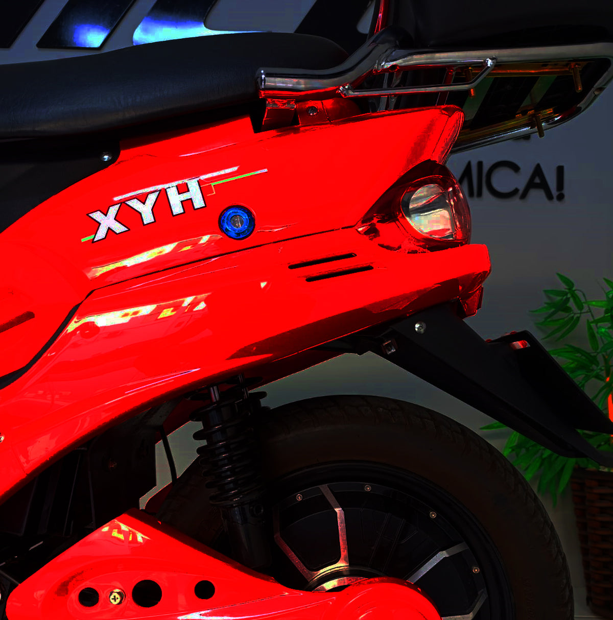 Scooter Elétrica XYH MiLG - Vermelha (autopropelido)
